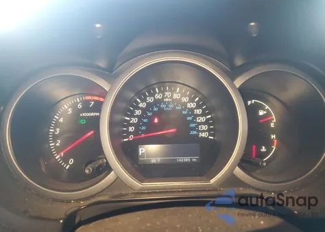 2010 Suzuki Grand Vitara Jlx z USA, uszkodzony, nr VIN JS3TE1D90A4110166